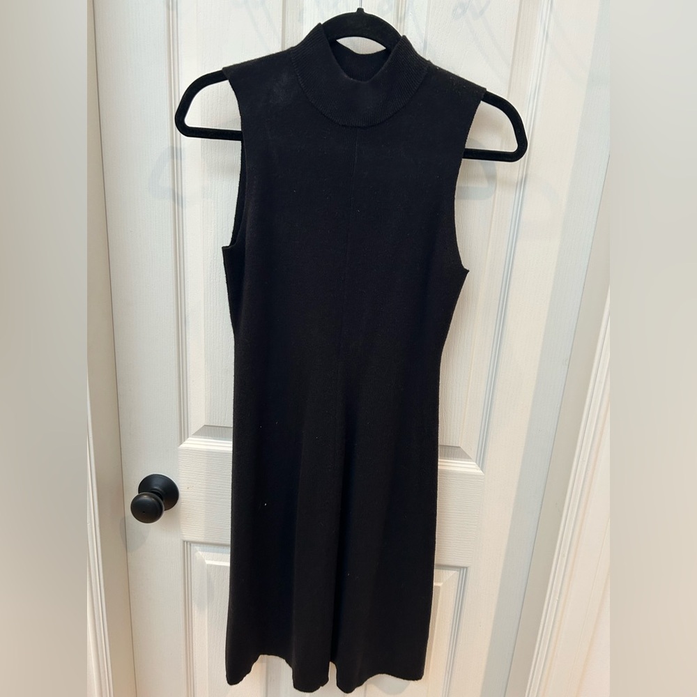 GAP Sleeveless Black Midi Knit Dress